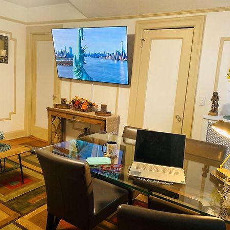 Nyc Cozy Private Bedroom With Free Parking & Near Subway - Business & Tourists นิวยอร์ก ภายนอก รูปภาพ