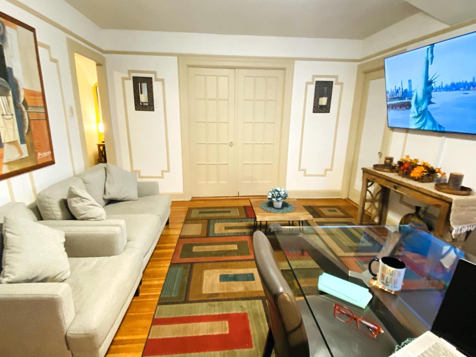 Nyc Cozy Private Bedroom With Free Parking & Near Subway - Business & Tourists นิวยอร์ก ภายนอก รูปภาพ
